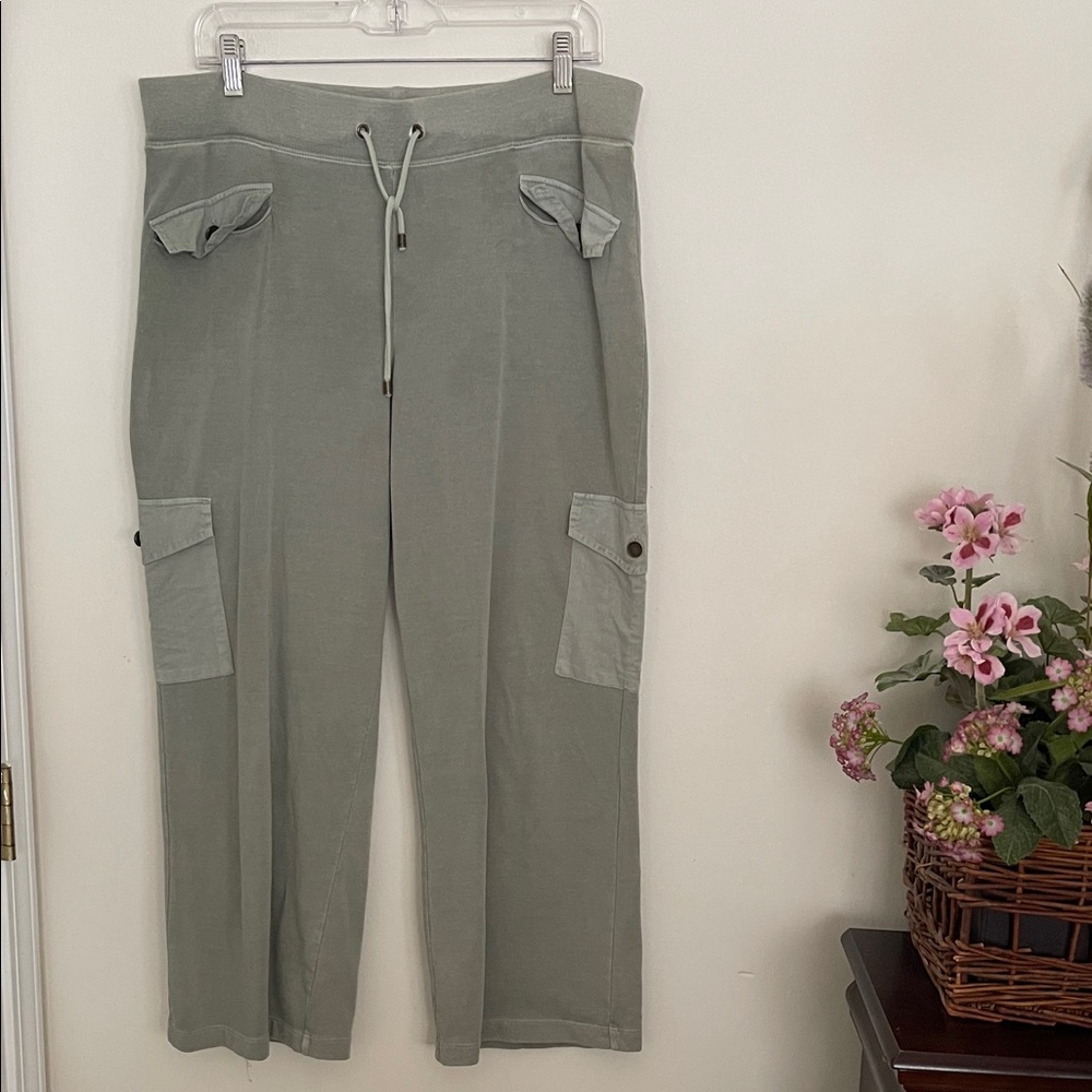 Talbots Drawstring Cropped Cargo Pants - Picture 2 of 9